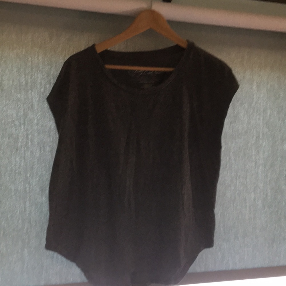 Aeropostale Pretty Little Liars T Shirt